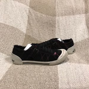 Rocket Dog Black/Pink Canvas Sneakers
